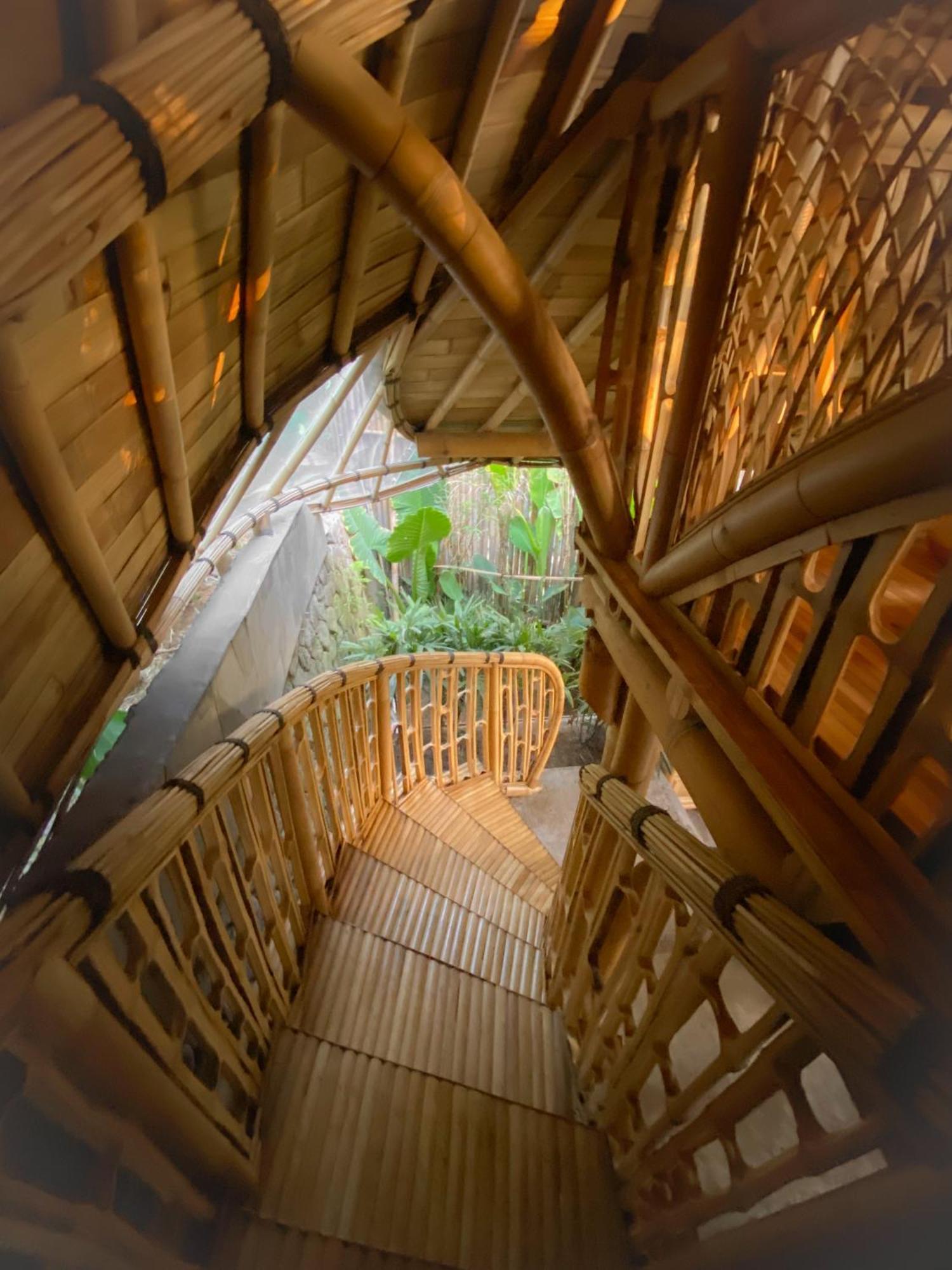 Villa Wahem Eco Bamboo - Magical Bamboo House Ubud Extérieur photo